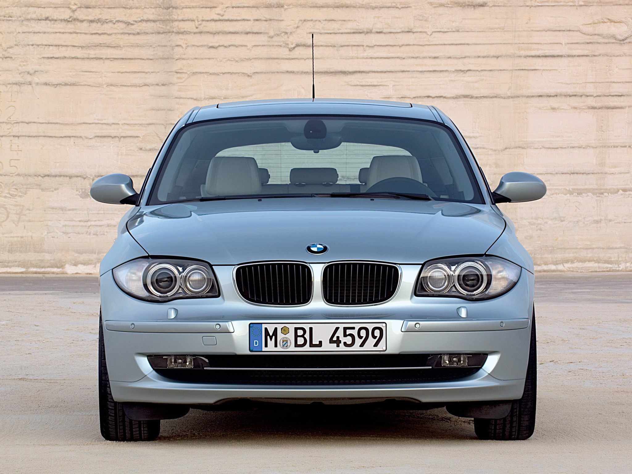 Bmw 1 Series 3 Doors photo 20