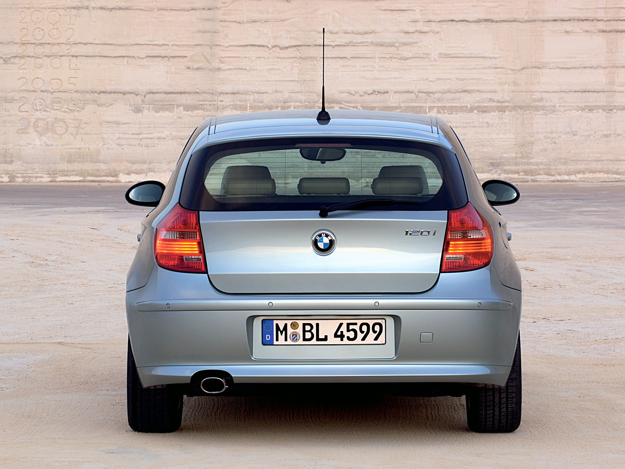 Bmw 1 Series 3 Doors photo 22