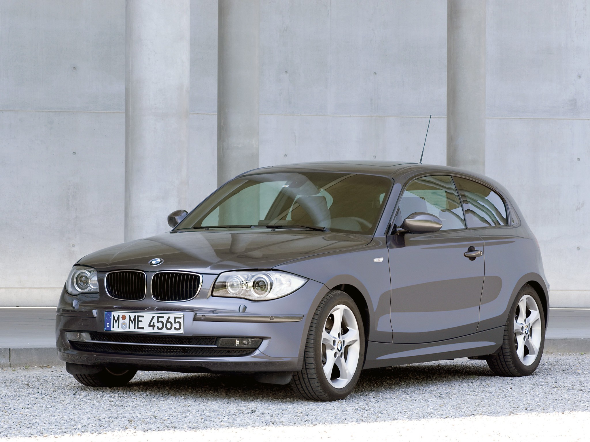 Bmw 1 Series 3 Doors photo 24