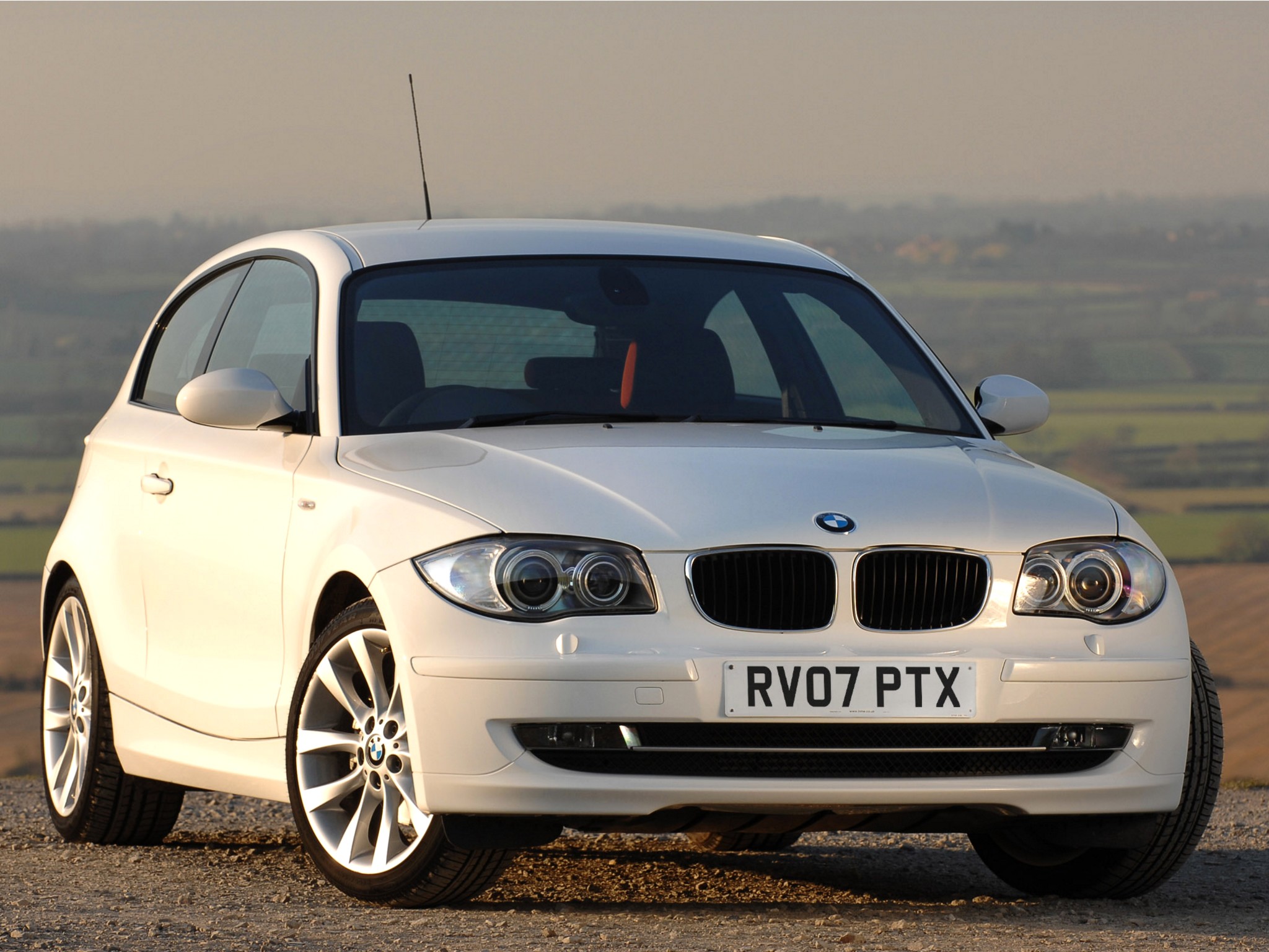 Bmw 1 Series 3 Doors photo 48