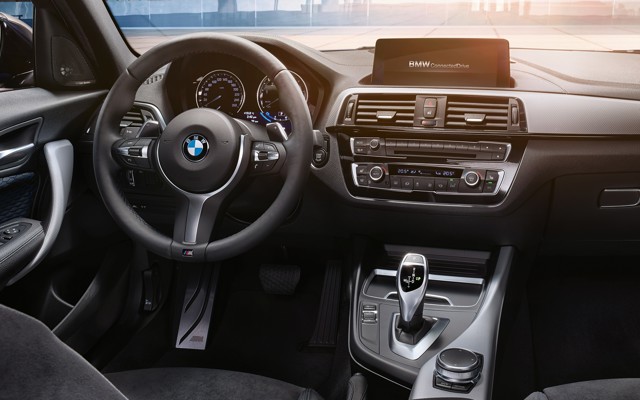 Bmw 1 Series 3 Doors photo 10