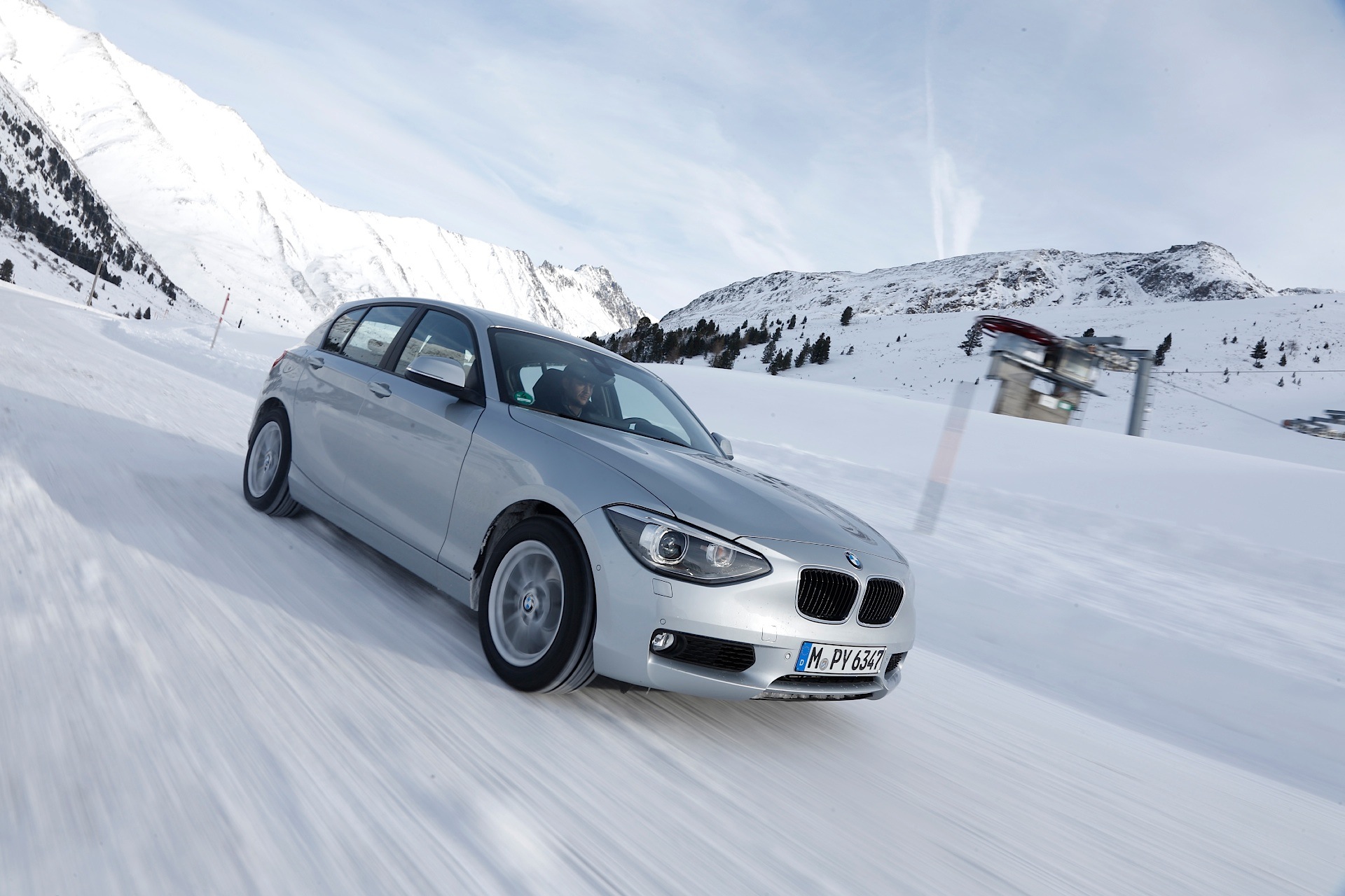 Bmw 1 Series 3 Doors photo 19