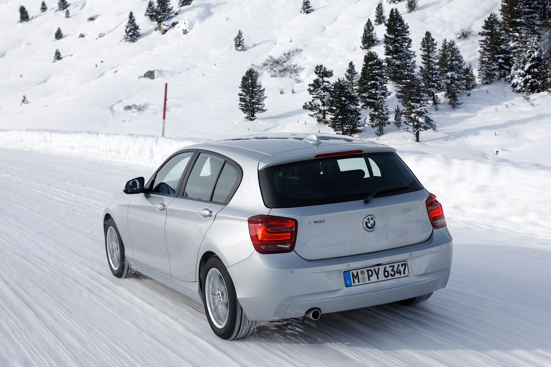 Bmw 1 Series 3 Doors photo 25