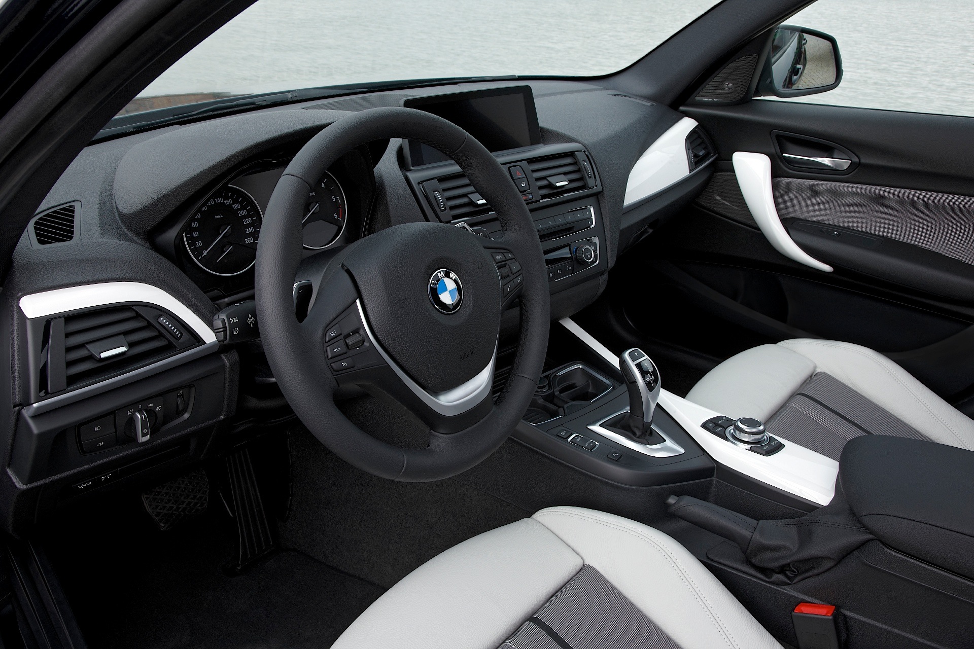 Bmw 1 Series 3 Doors photo 70