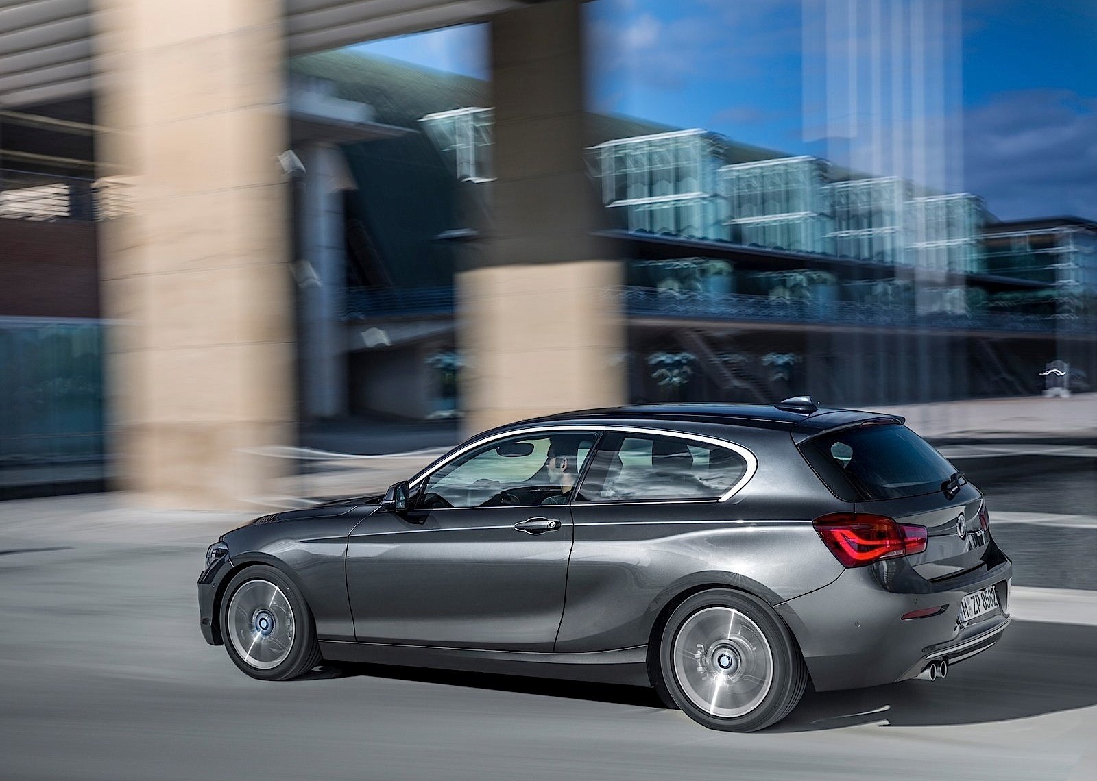 Bmw 1 Series 3 Doors photo 30