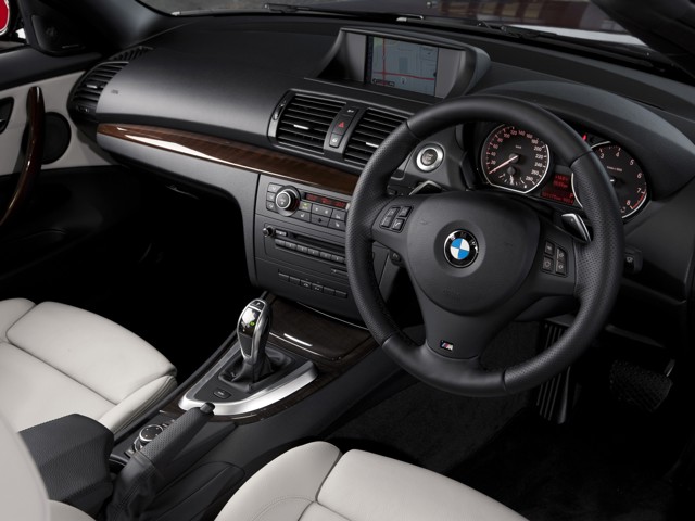 Bmw 1 Series Cabriolet photo 102
