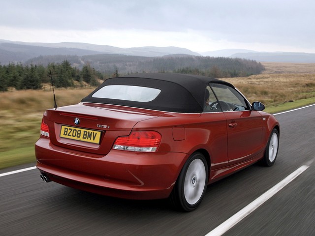 Bmw 1 Series Cabriolet photo 14