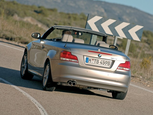 Bmw 1 Series Cabriolet photo 19