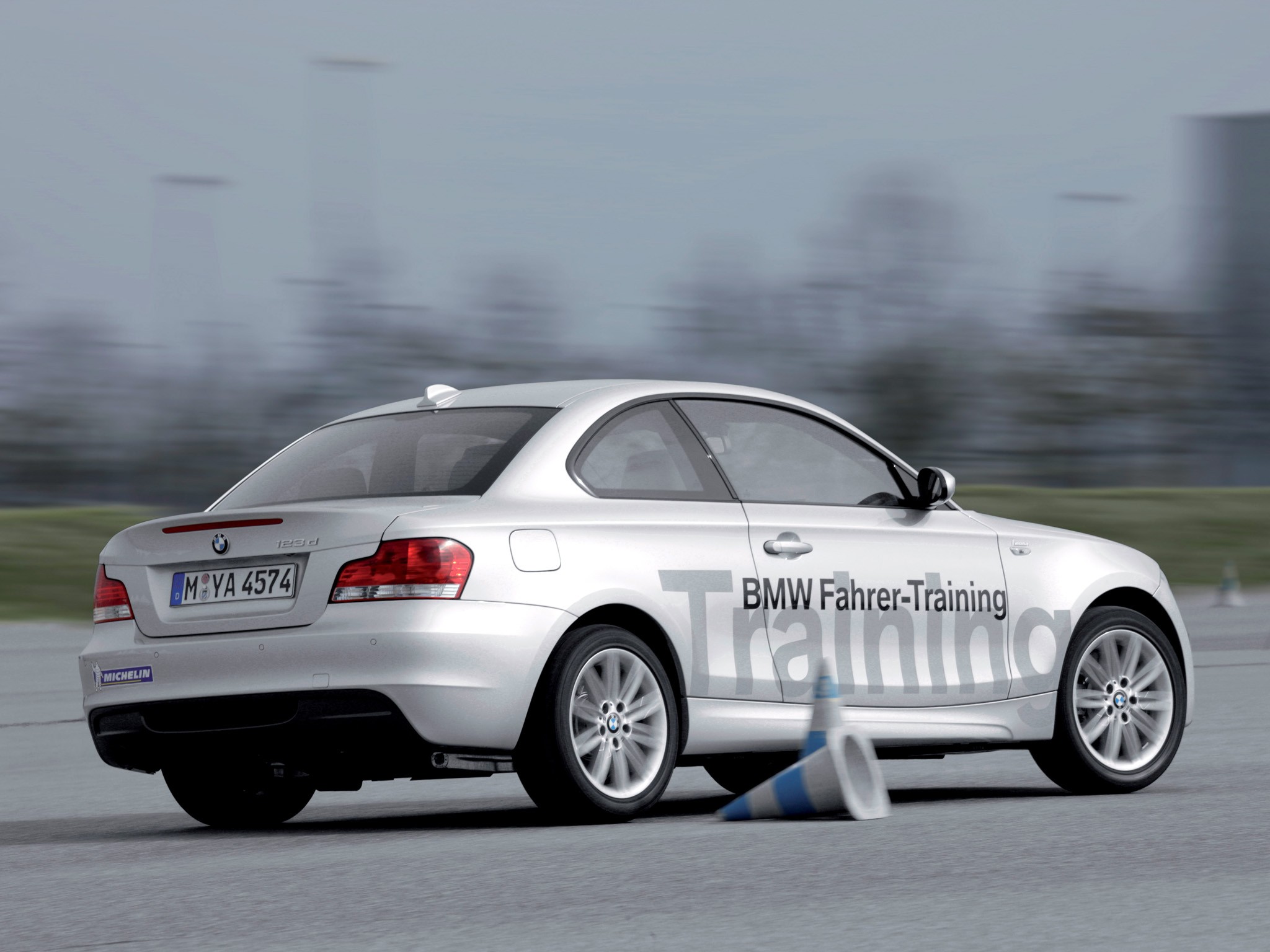 Bmw 1 Series Coupe photo 75