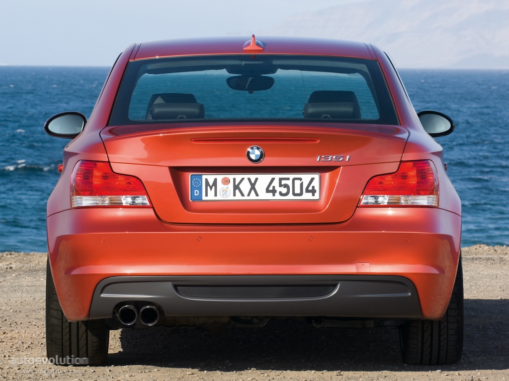 Bmw 1 Series Coupe photo 10