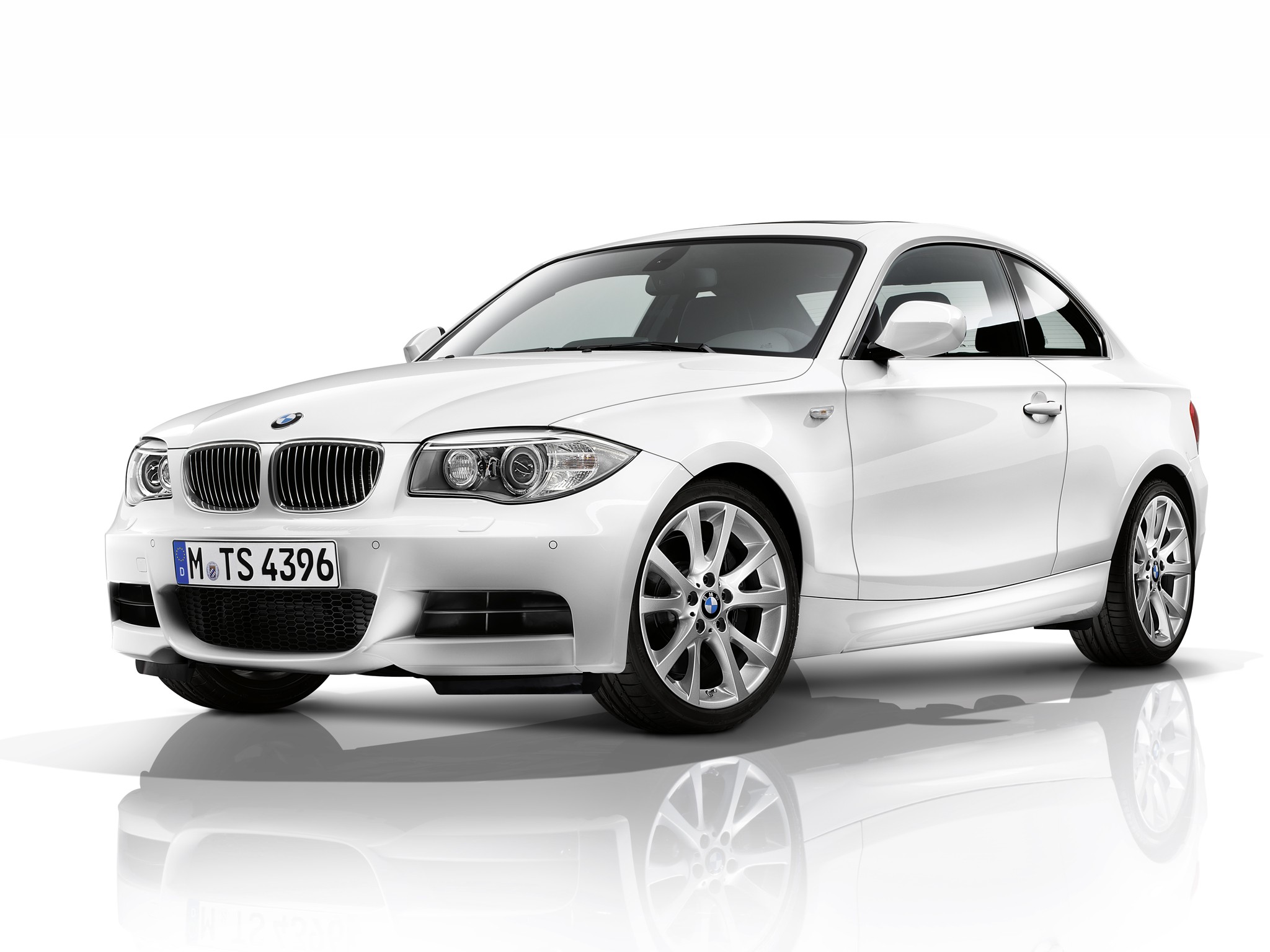 Bmw 1 Series Coupe photo 34