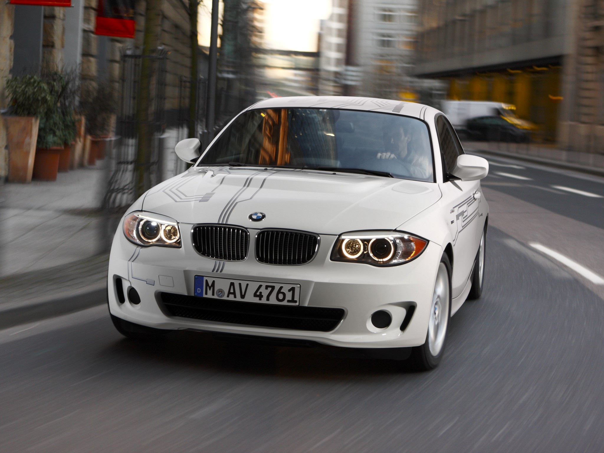 Bmw 1 Series Coupe photo 37