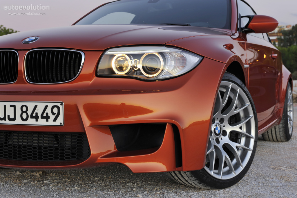 Bmw 1 Series M Coupe photo 16