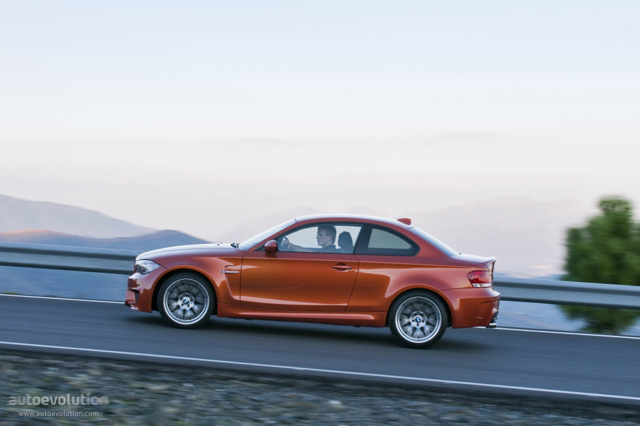 Bmw 1 Series M Coupe foto 25