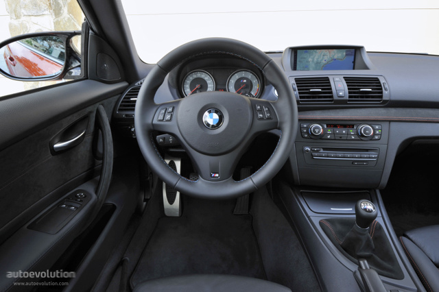 Bmw 1 Series M Coupe foto 99