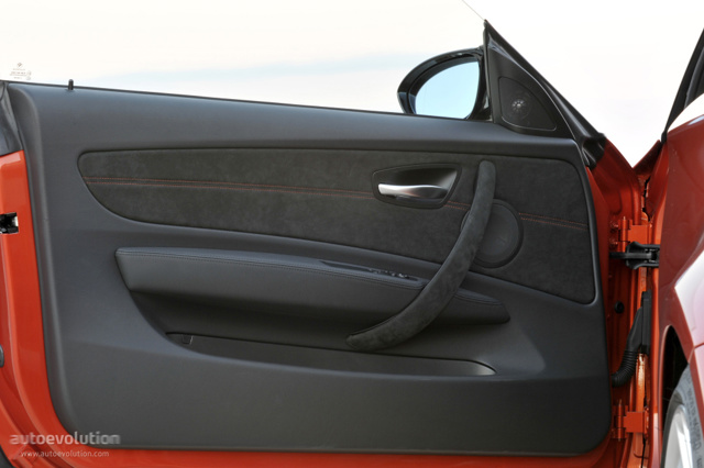 Bmw 1 Series M Coupe foto 101
