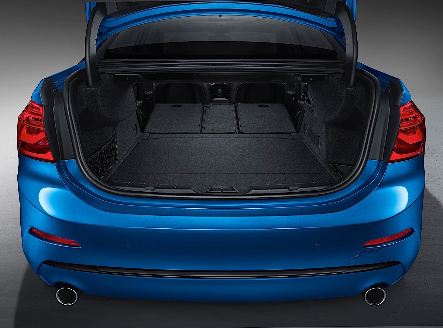 Bmw 1 Series Sedan photo 6