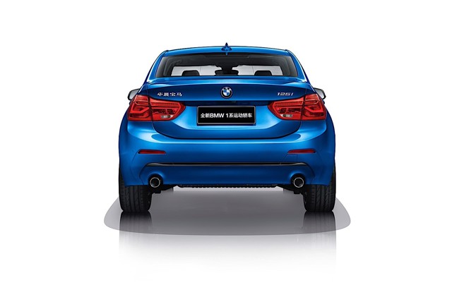 Bmw 1 Series Sedan foto 2