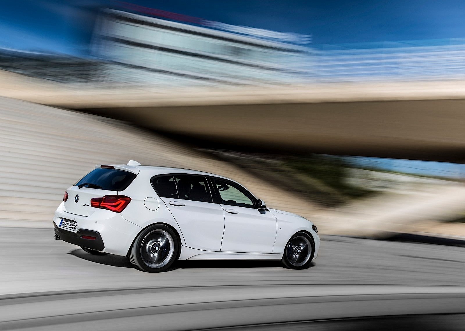 Bmw 1 Series photo 8