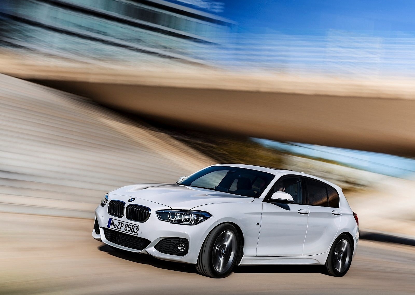 Bmw 1 Series photo 24