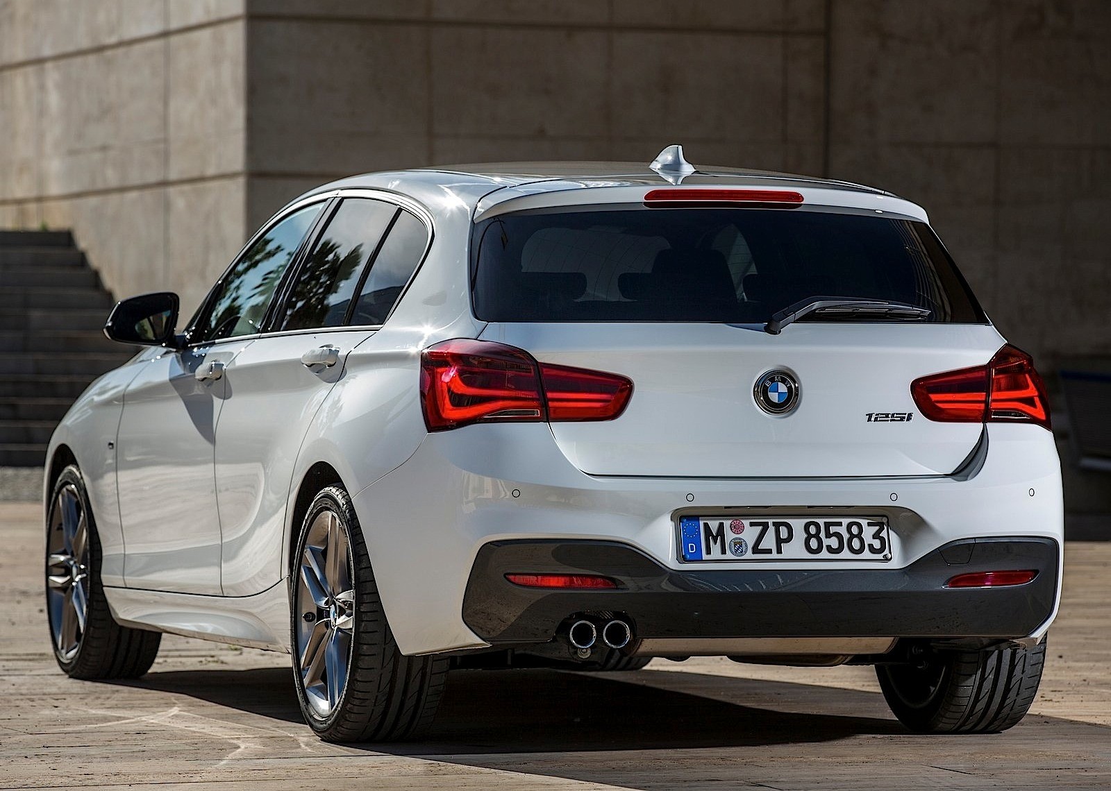 Bmw 1 Series photo 32