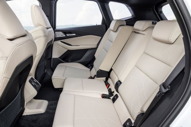 Bmw 2 Series Active Tourer photo 106