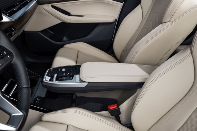 Bmw 2 Series Active Tourer photo 95