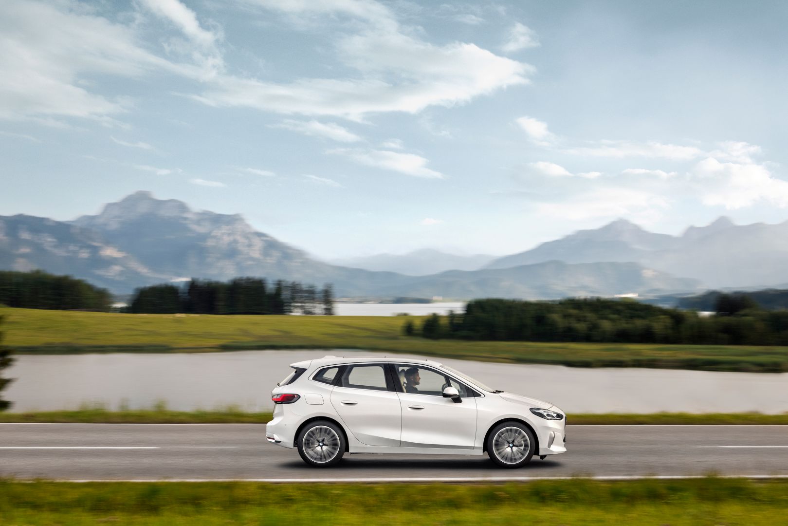 Bmw 2 Series Active Tourer photo 16