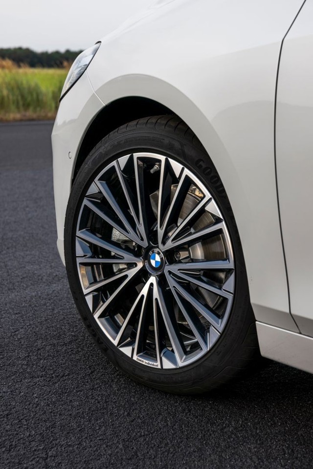 Bmw 2 Series Active Tourer photo 35