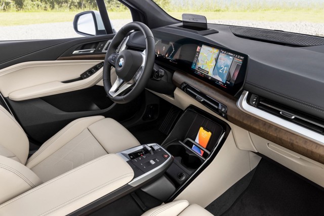 Bmw 2 Series Active Tourer photo 99