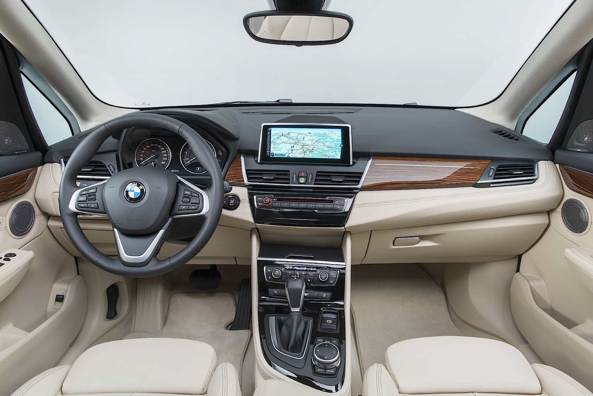 Bmw 2 Series Active Tourer photo 77