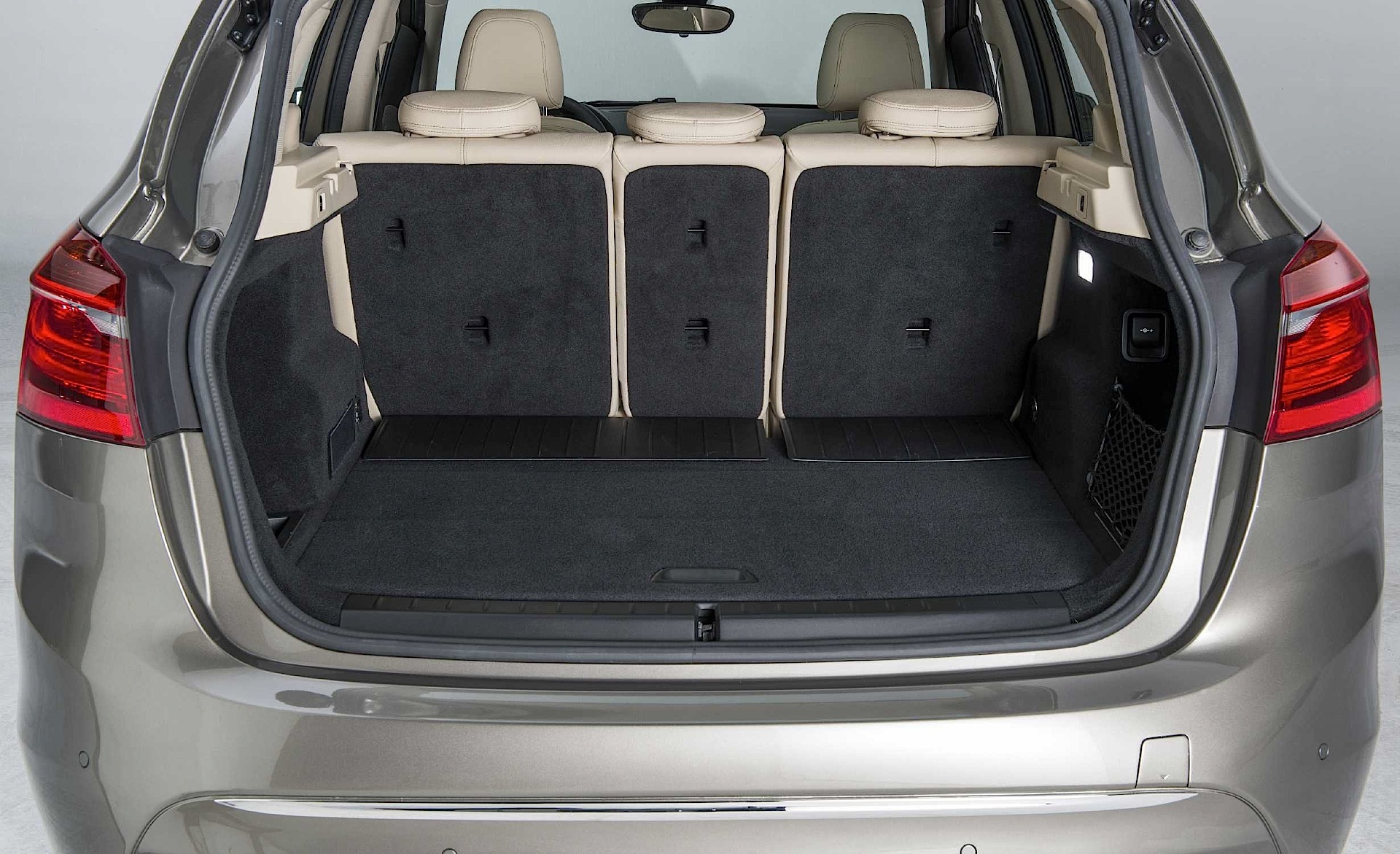 Bmw 2 Series Active Tourer photo 88