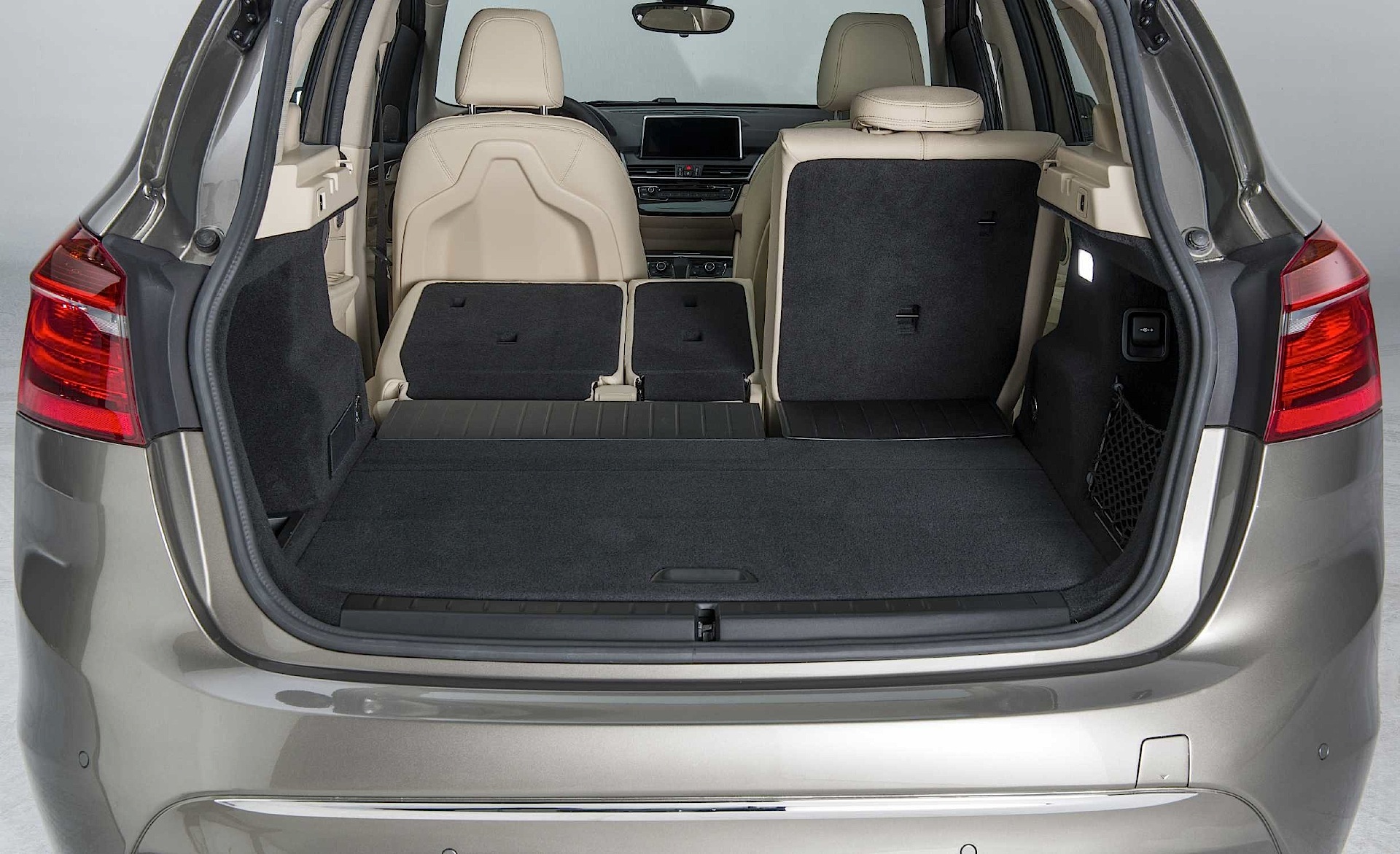 Bmw 2 Series Active Tourer photo 92