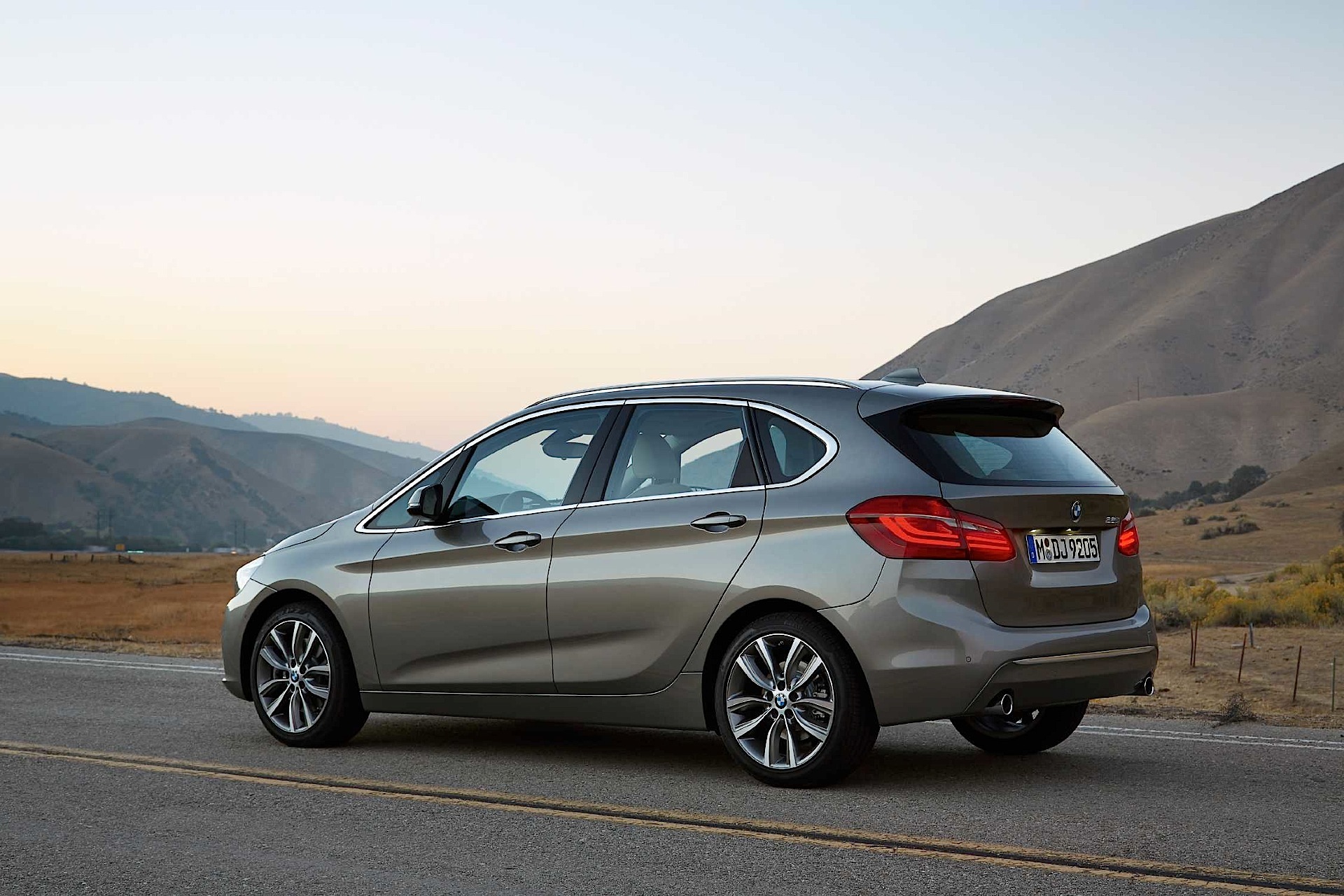 Bmw 2 Series Active Tourer photo 26