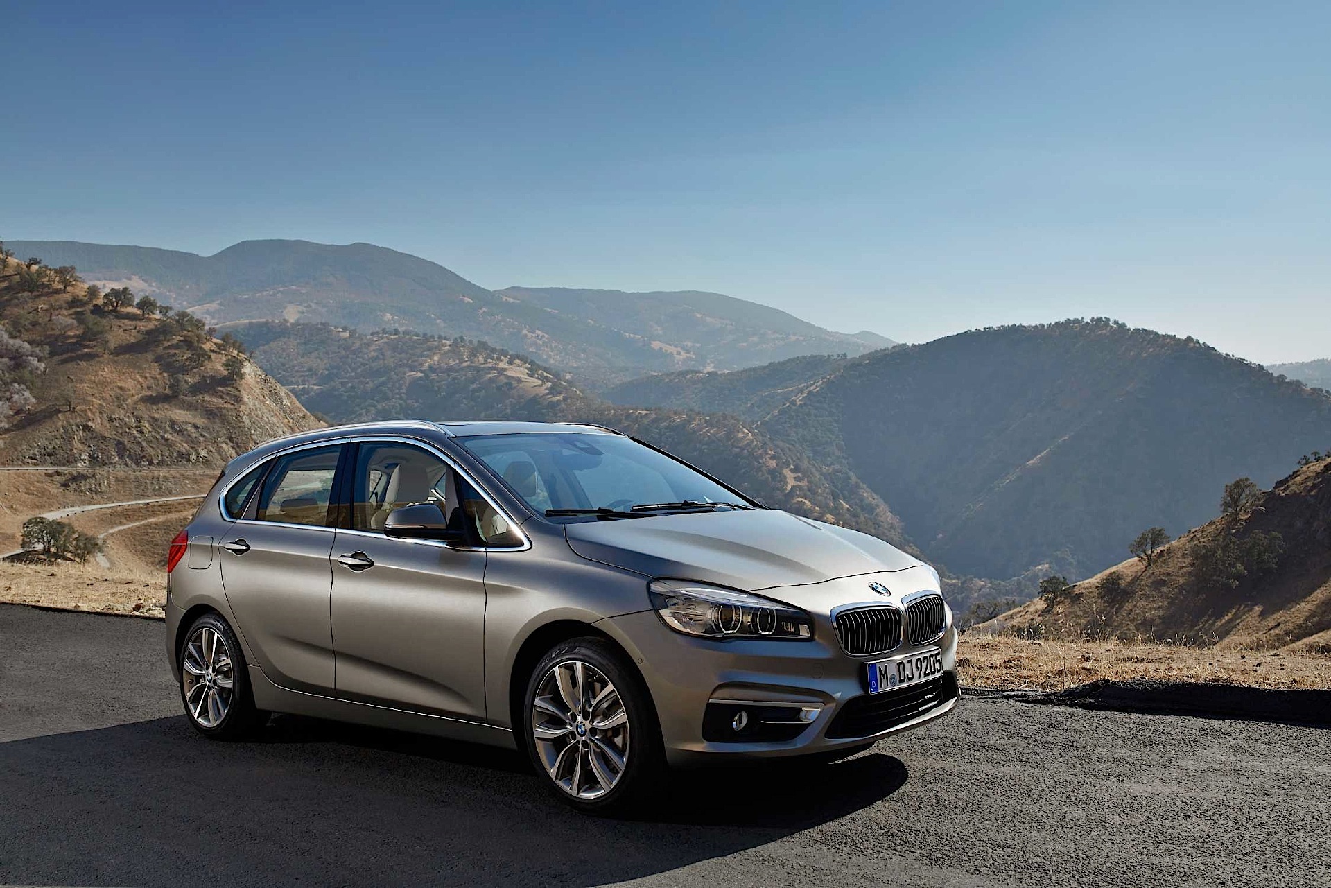 Bmw 2 Series Active Tourer photo 30