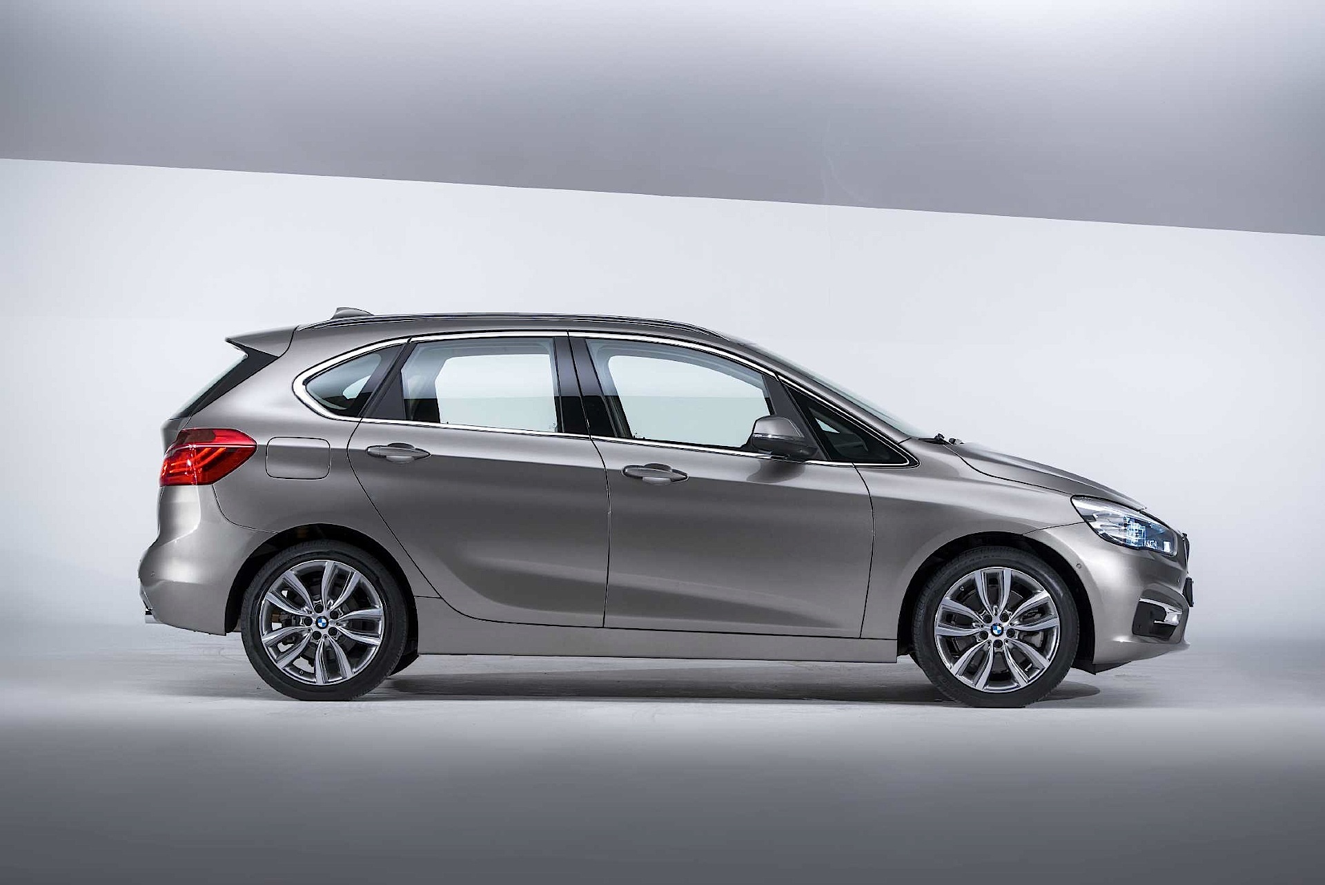 Bmw 2 Series Active Tourer photo 41