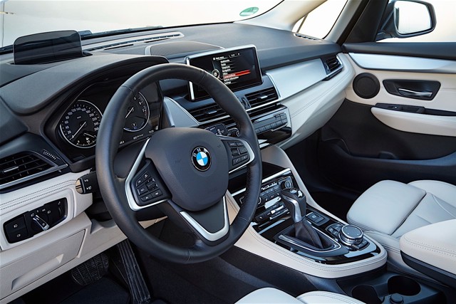 Bmw 2 Series Active Tourer foto 101
