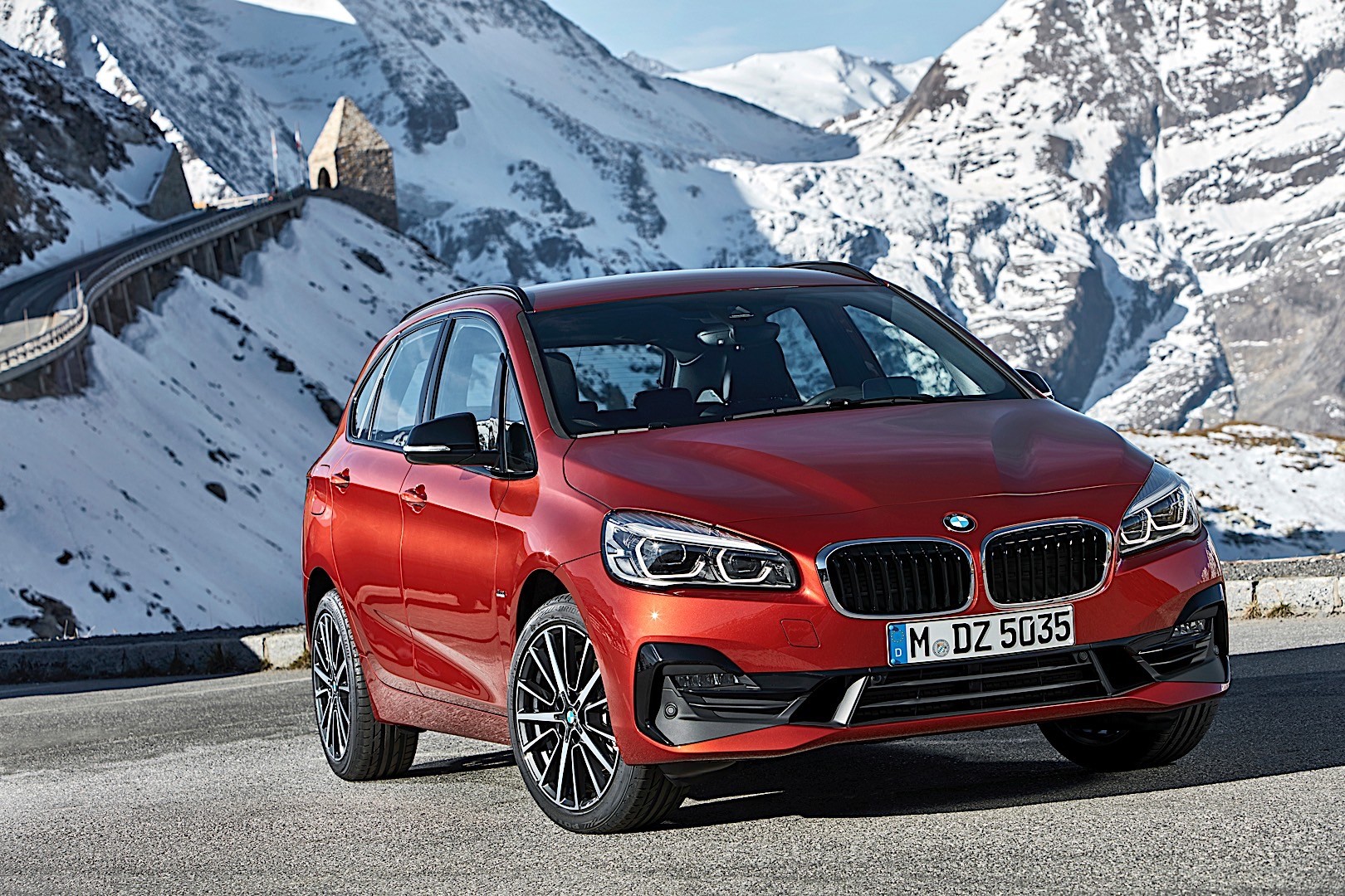 Bmw 2 Series Active Tourer photo 2