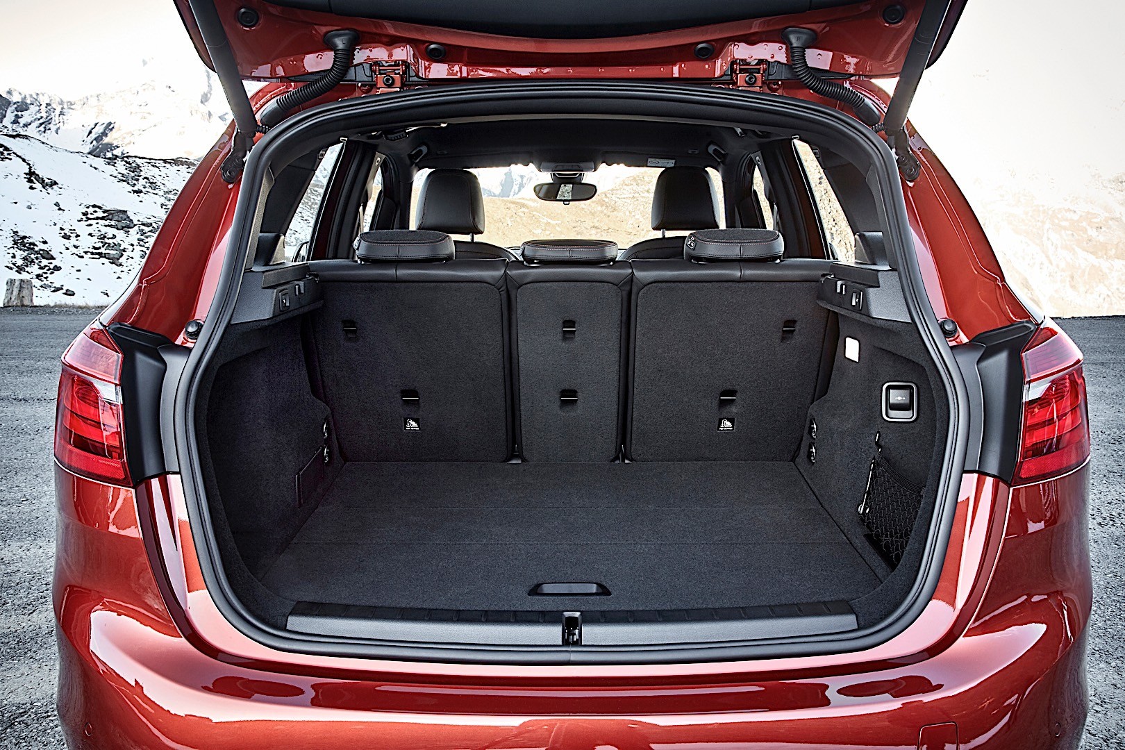 Bmw 2 Series Active Tourer photo 110