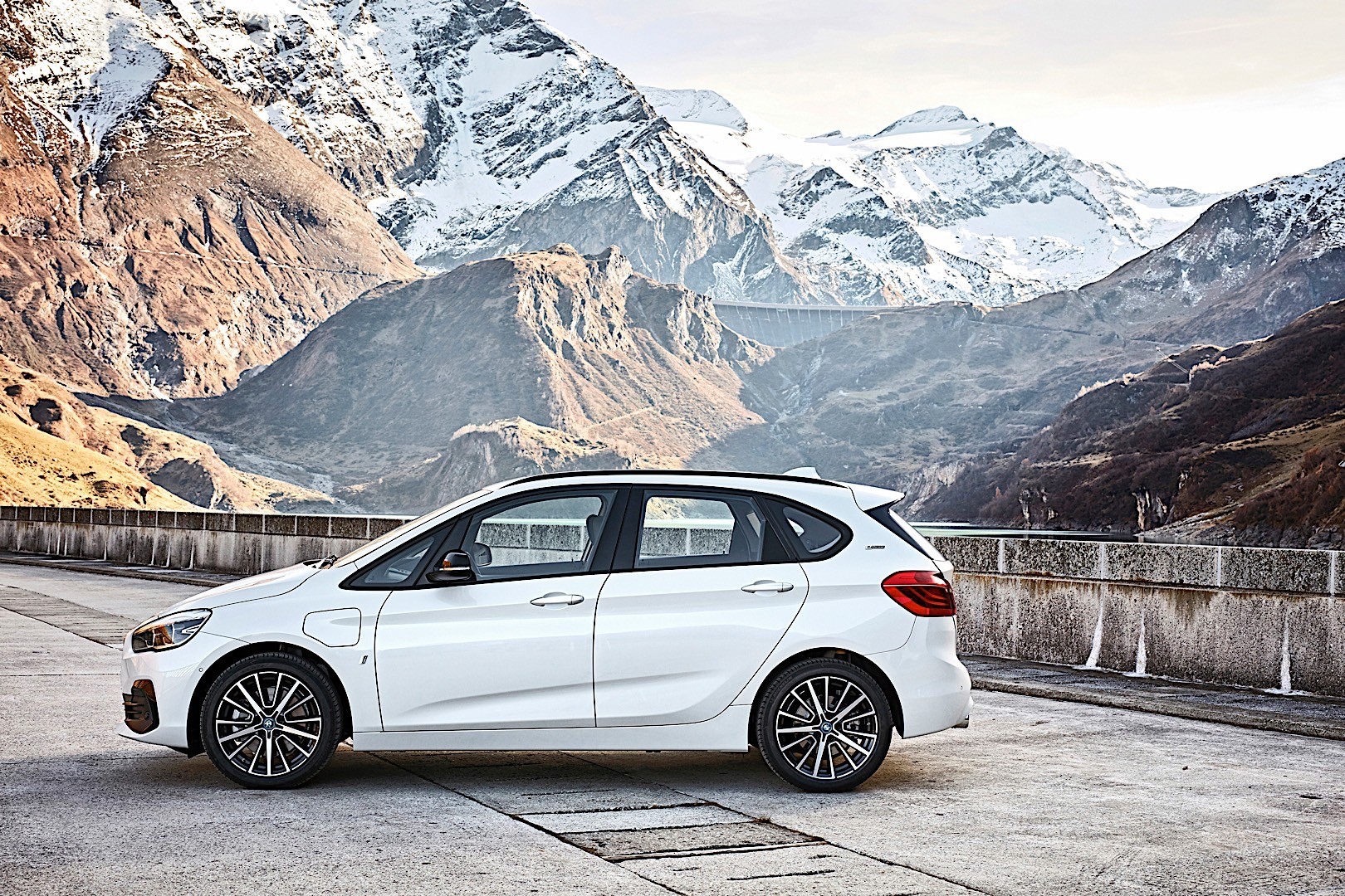 Bmw 2 Series Active Tourer photo 32