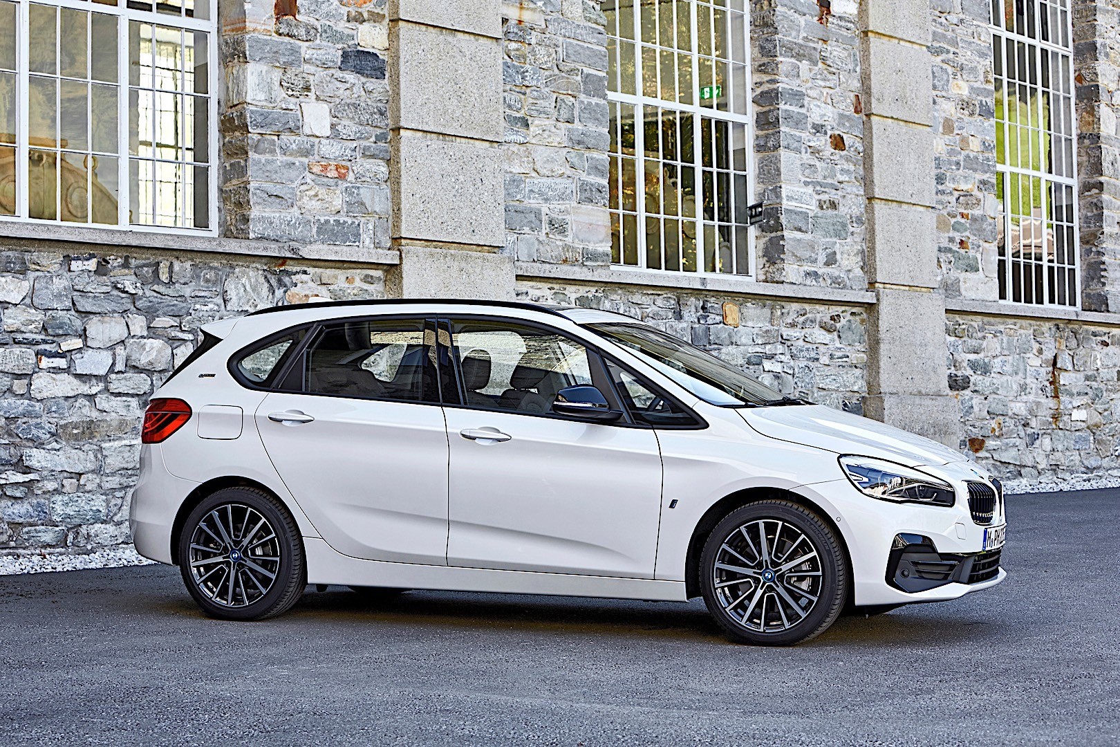 Bmw 2 Series Active Tourer photo 33