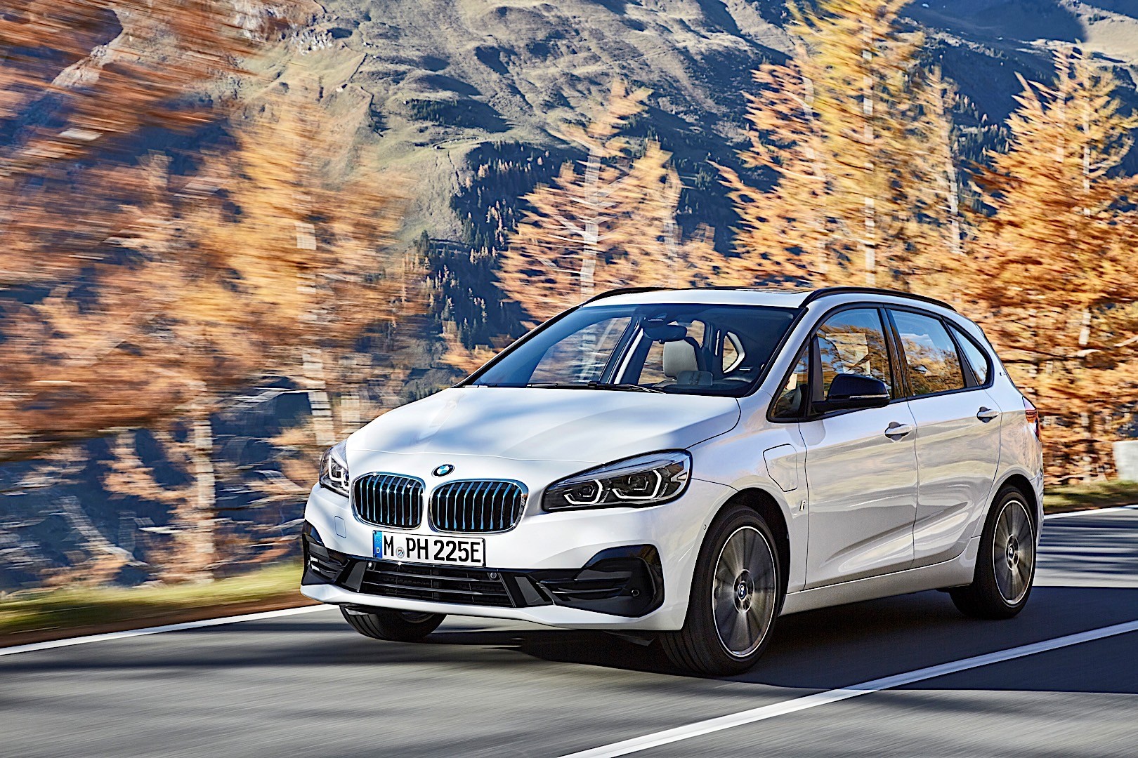Bmw 2 Series Active Tourer photo 38