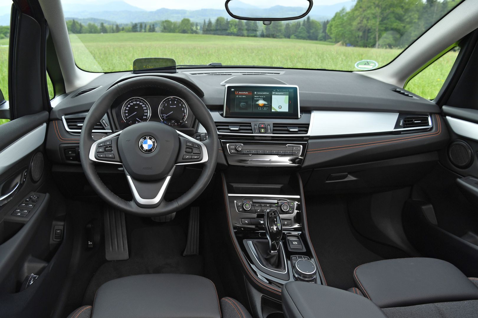 Bmw 2 Series Active Tourer photo 124