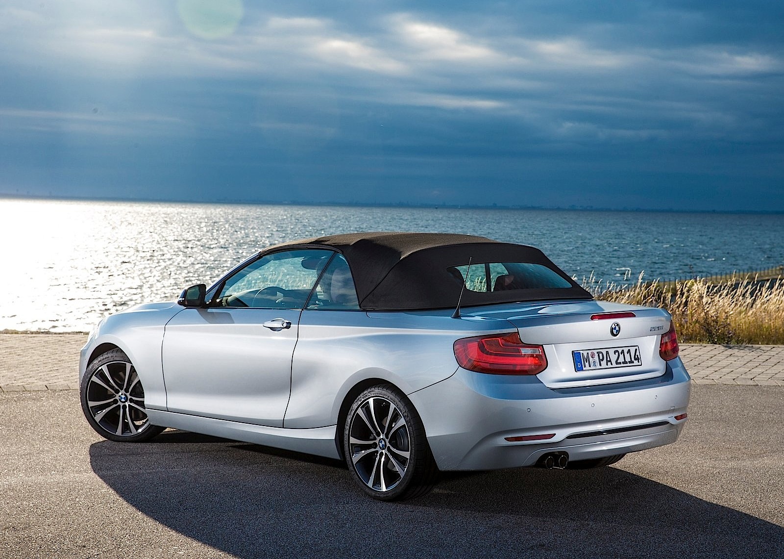Bmw 2 Series Convertible photo 8