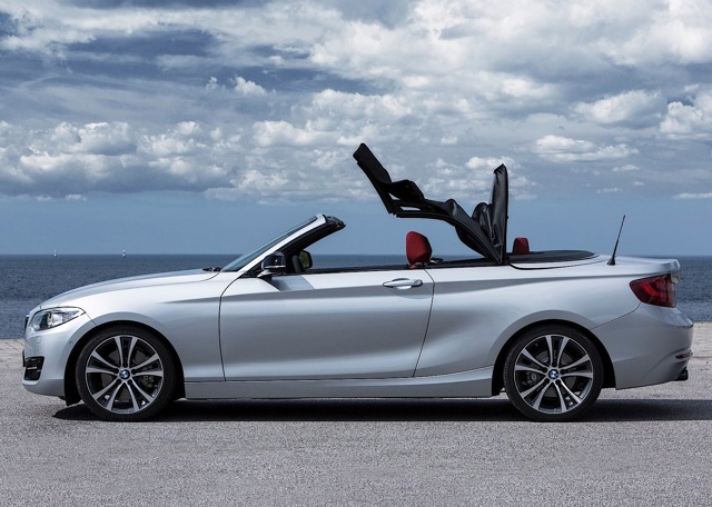Bmw 2 Series Convertible photo 25