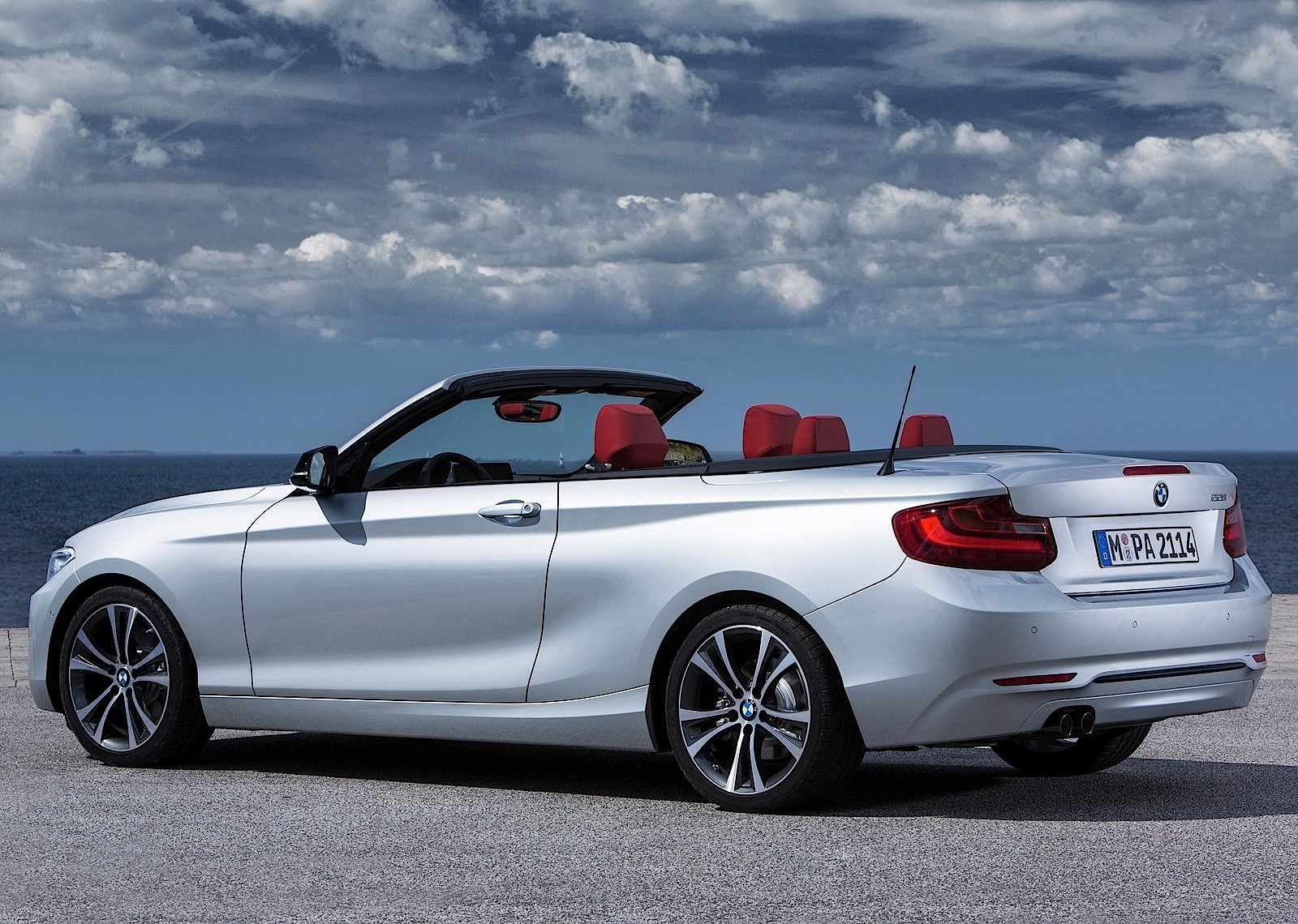 Bmw 2 Series Convertible photo 31