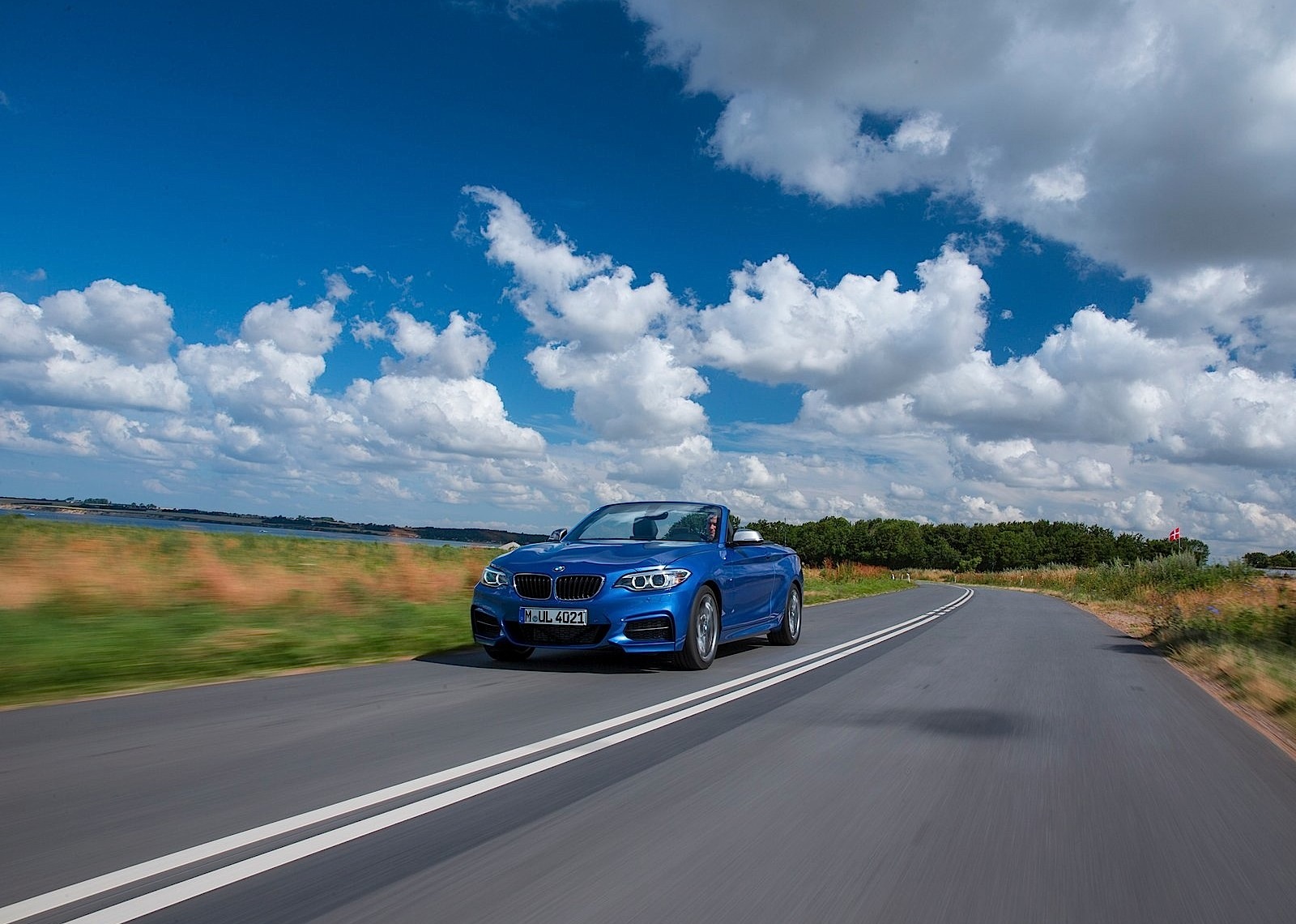 Bmw 2 Series Convertible photo 42