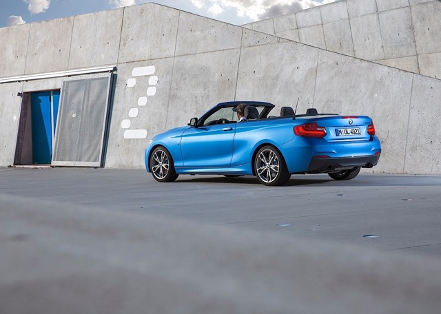 Bmw 2 Series Convertible photo 57