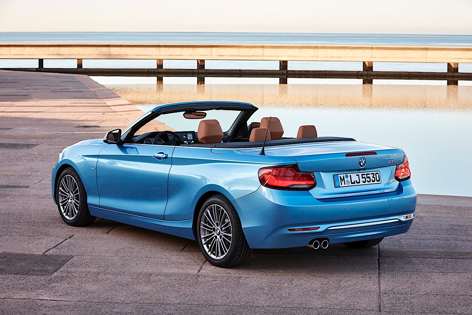 Bmw 2 Series Convertible photo 4
