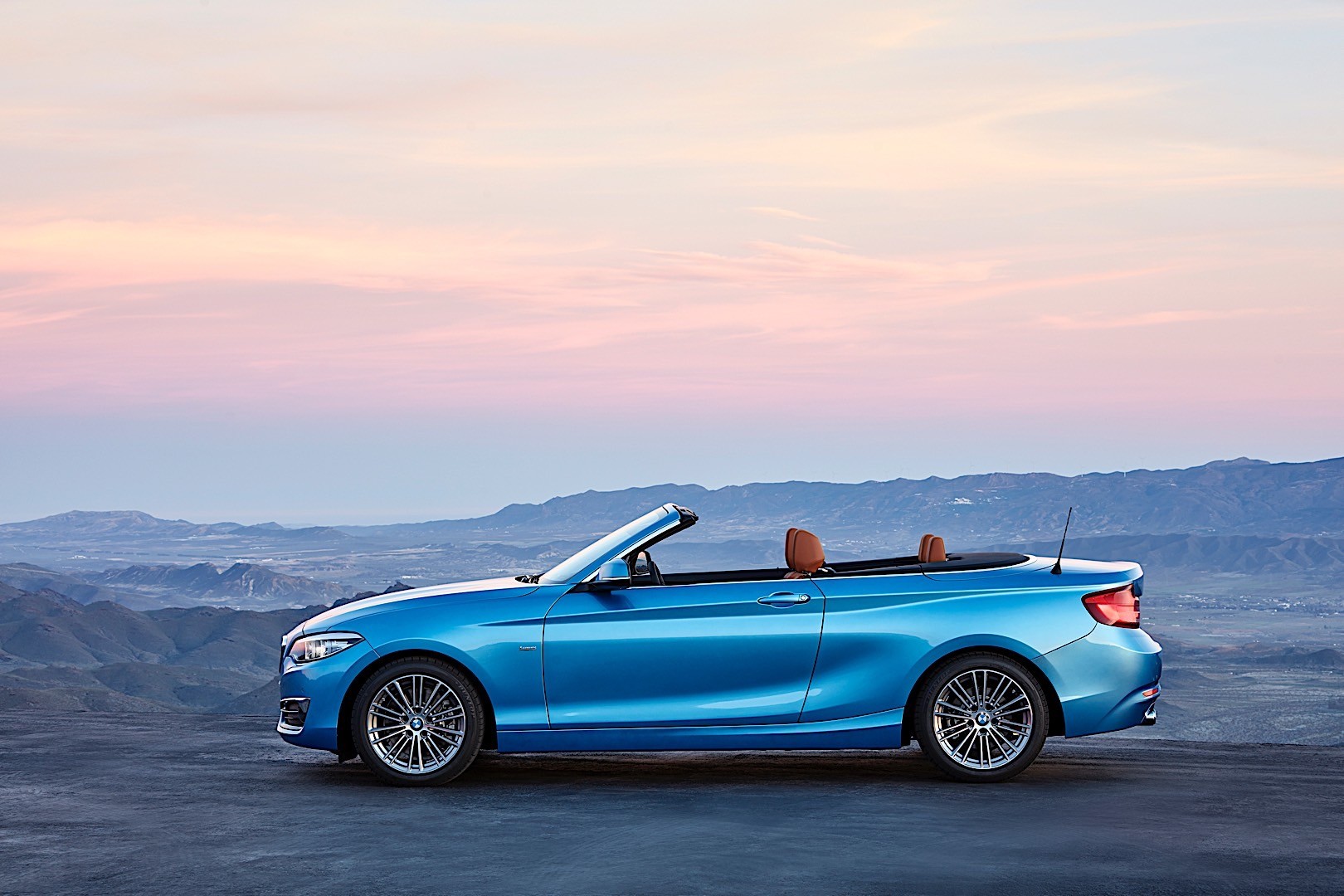 Bmw 2 Series Convertible photo 10
